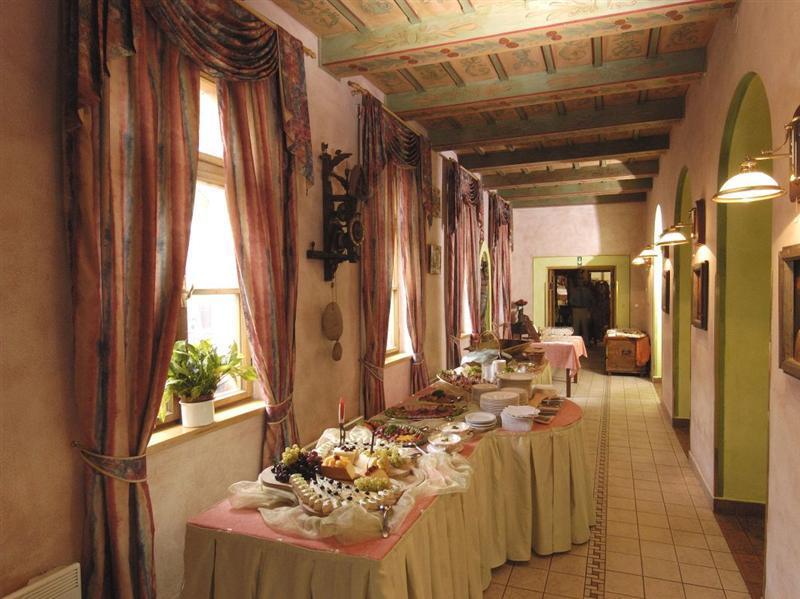 Hotel Selsky Dvur - Bohemian Village Courtyard Prague Exterior photo